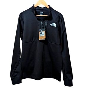 The North Face 1/4 Zip NEW